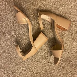 Steve Madden chunky nude heel